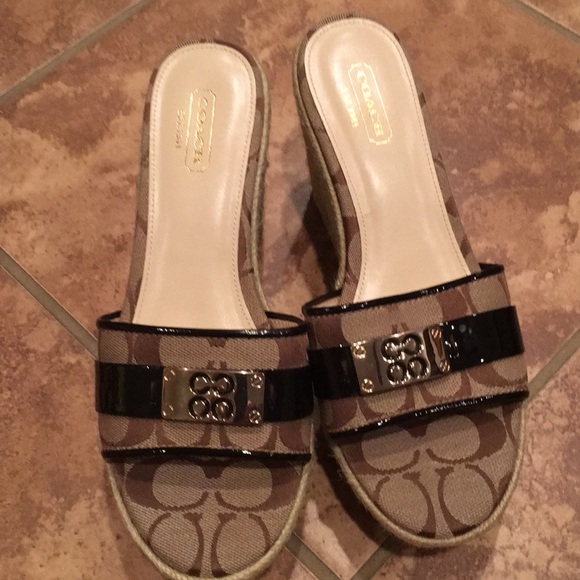 Coach shoes - Picture 3 of 3